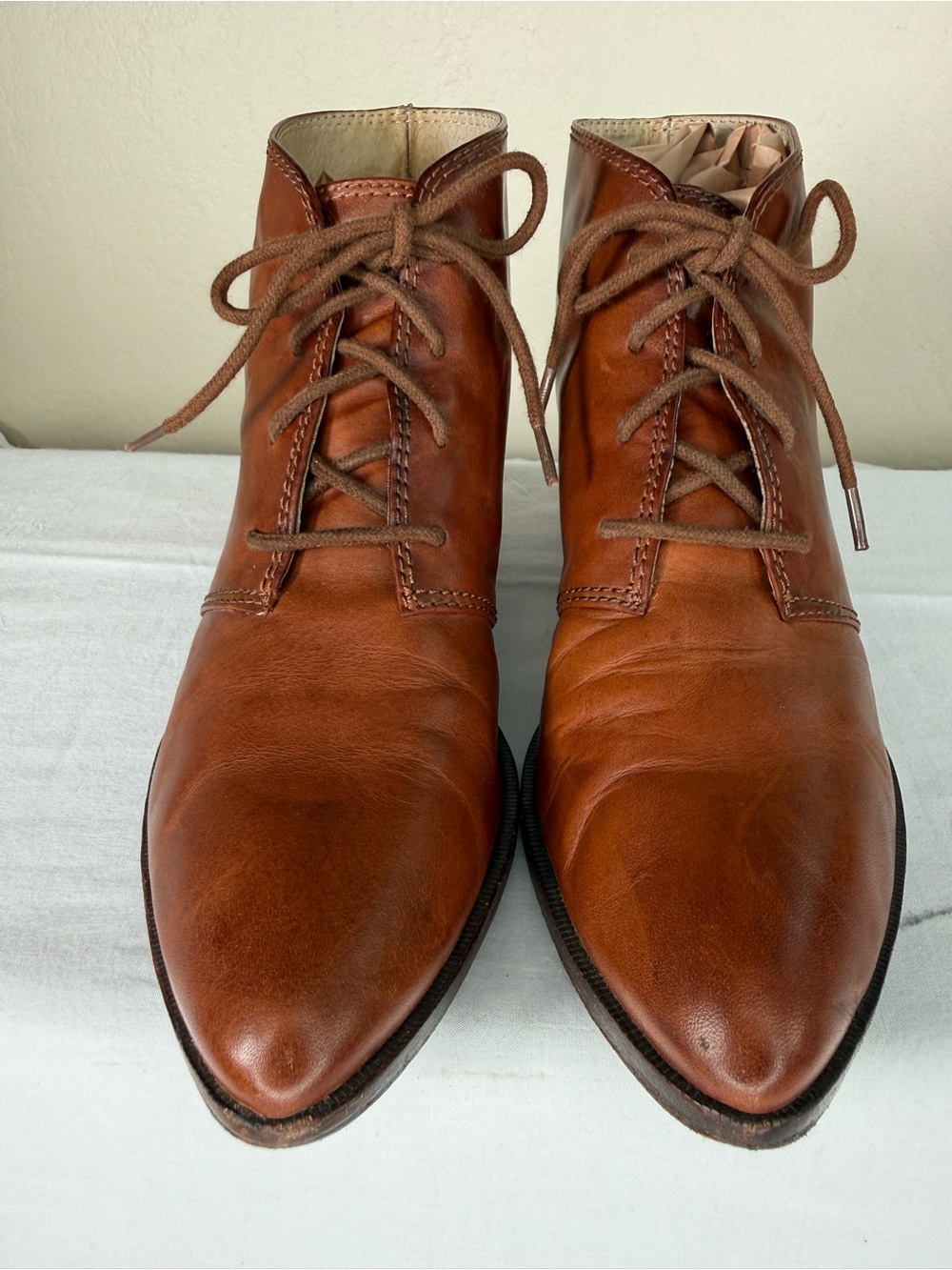 Frye Ruby Brown Leather Chukka Lace Up Heeled Booties Ankle Boots Size 8 - Picture 5 of 15